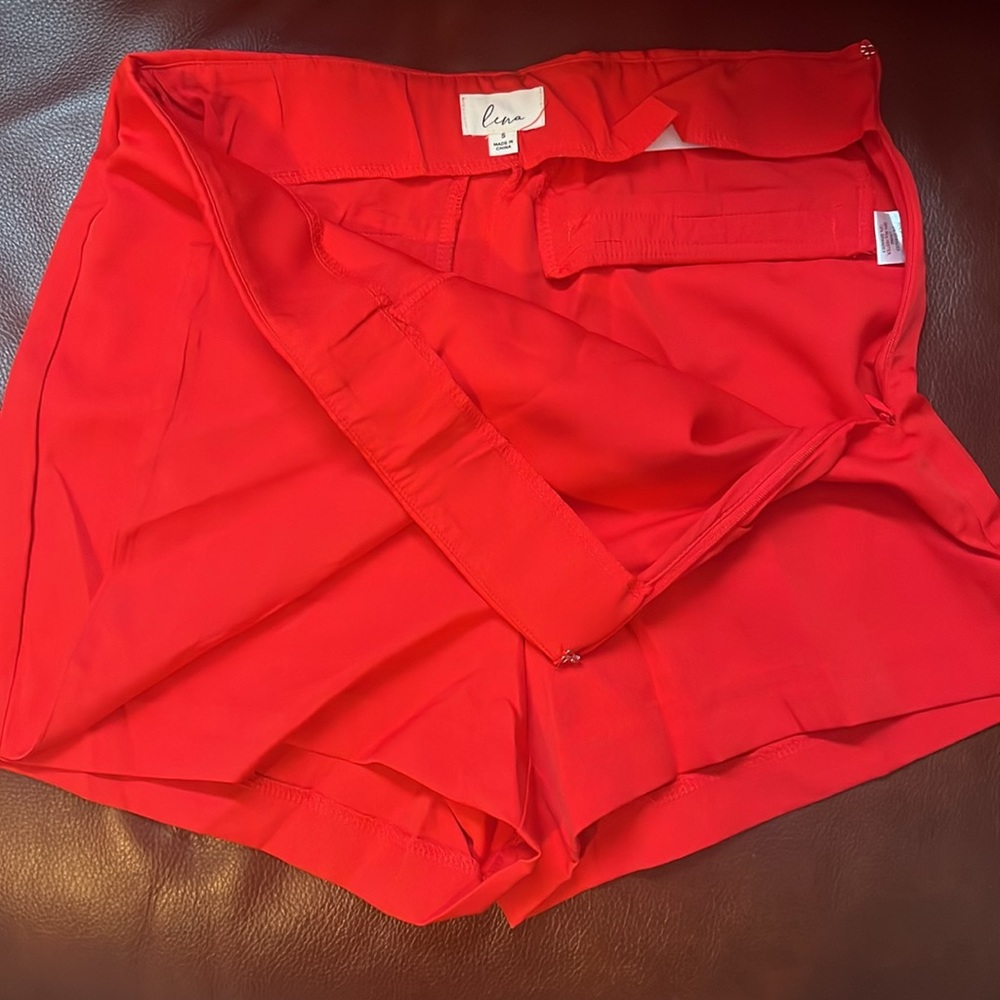 True Red Skort - Picture 2 of 4